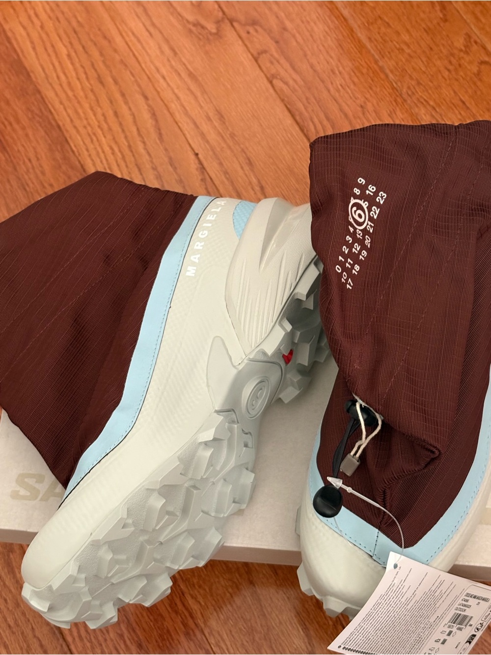 Salomon x MM6 Margiela, Cross Hike Mid “Bordeaux” - Picture 6 of 8